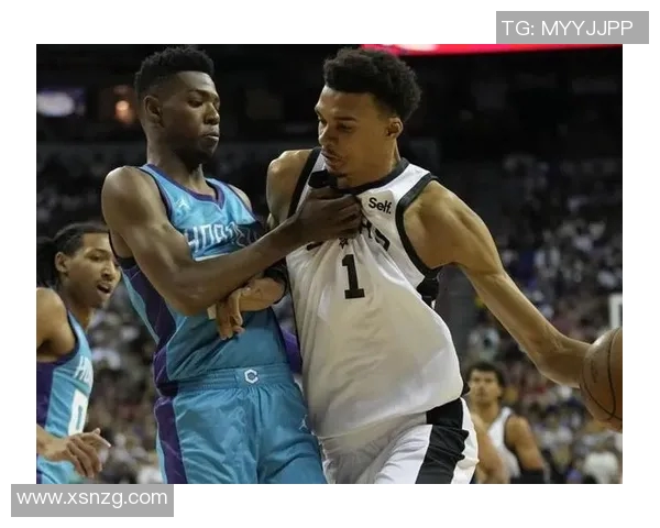 文班亚马新赛季表现惊艳场均20分10篮板3盖帽领跑最佳新秀竞争